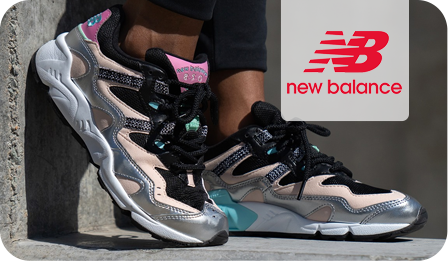 new balance trainers and logo